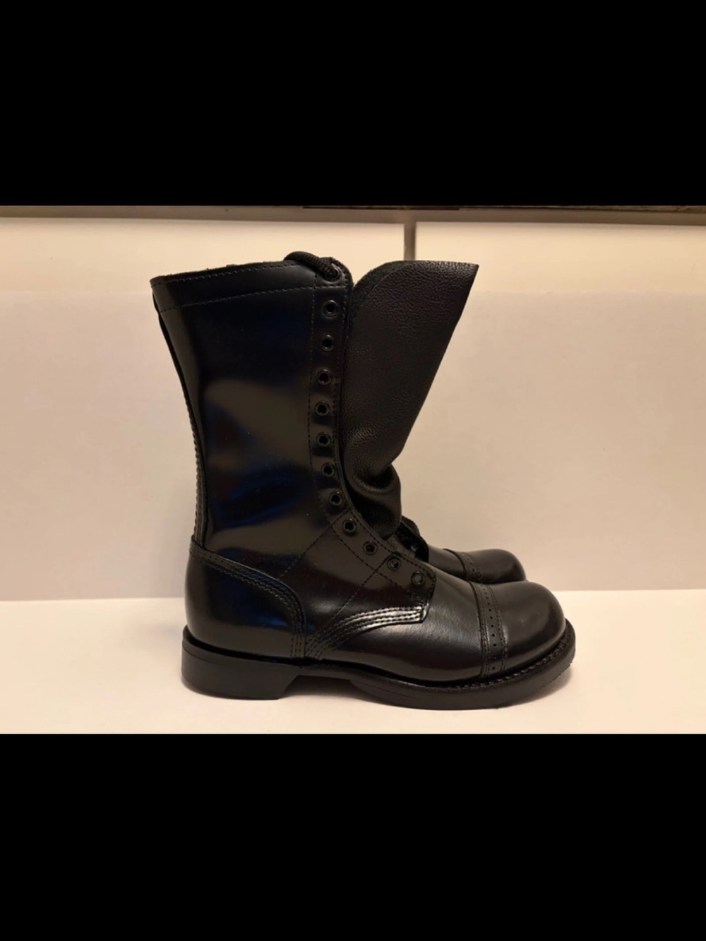 Women's Black Lace-Up Leather Boots - Sleek Combat Style